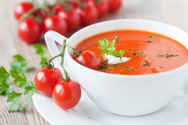 طريقة عمل الطماطم بصوص الزبادى